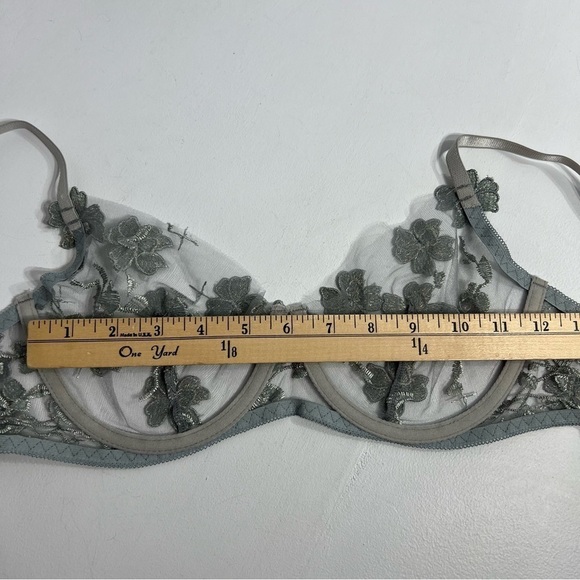 Nasty Gal Mesh Applique Underwire Bra Grey Large Floral Adjustable Strap New - Picture 9 of 10